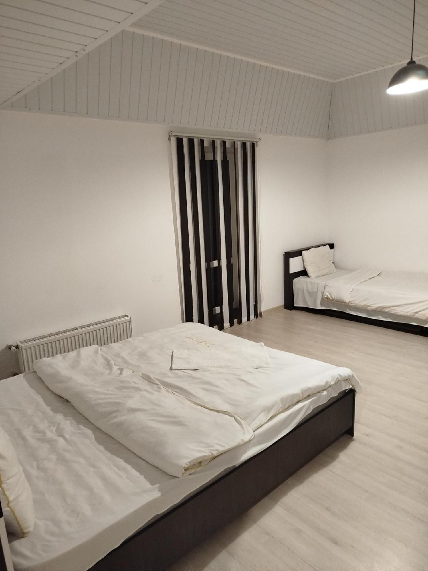 Sparta Novojaworivsk Спарта Новояворівськ Steni Extérieur photo
