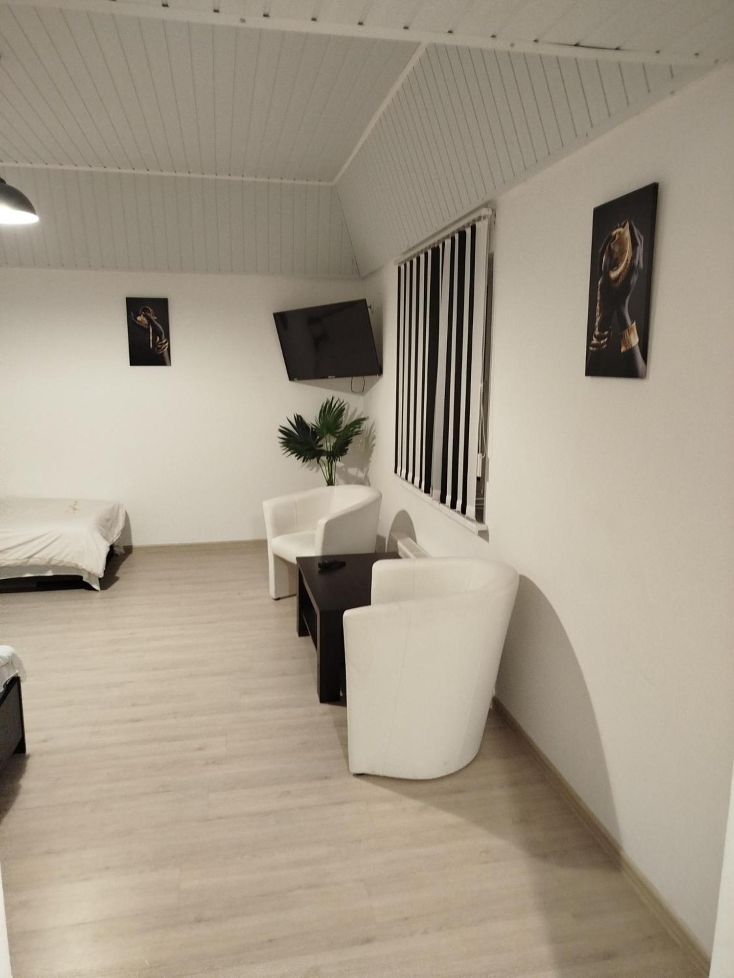 Sparta Novojaworivsk Спарта Новояворівськ Steni Extérieur photo